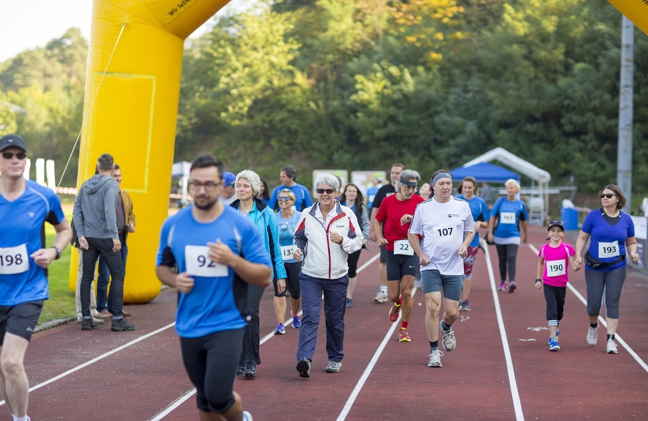 Bild vom 9. Benefizlauf im Jahr 2016. Dies ist das 145. Bild.